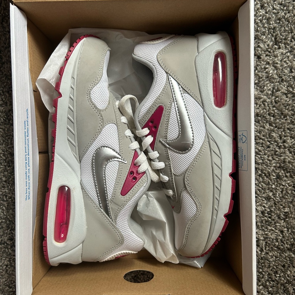 Women’s Nike air max